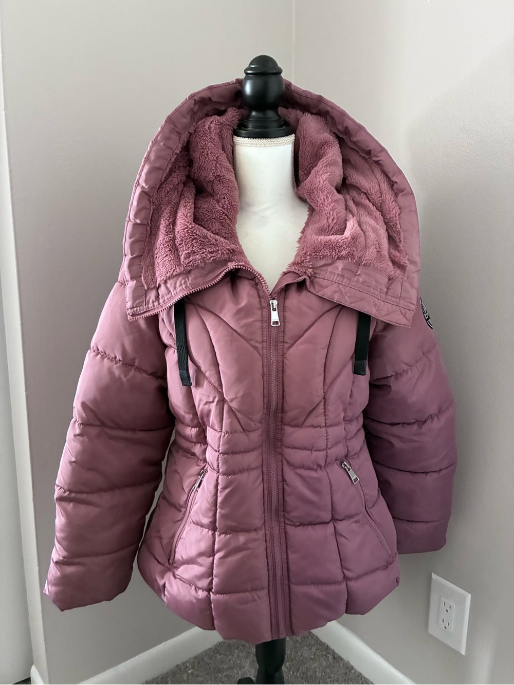 bebe Mauve Quilted Faux-Fur Hooded Puffer Jacket